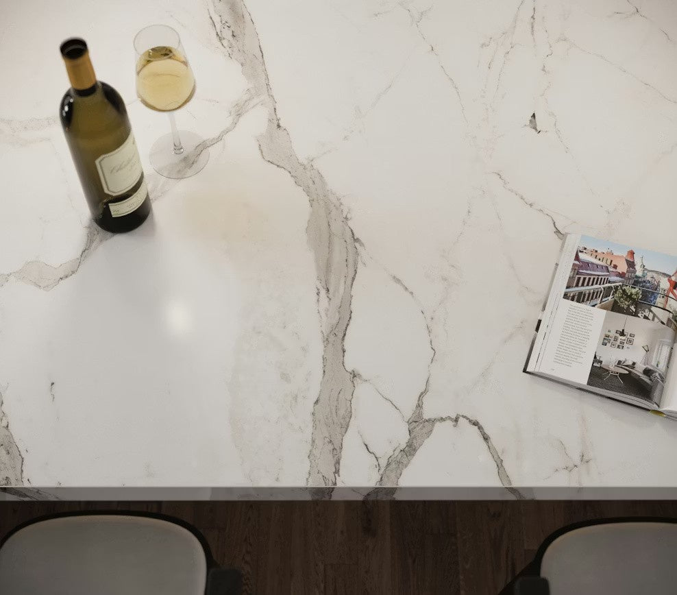 Daze ceramic countertop - Calacatta-style grey and gold veining Dekton surface - view 3