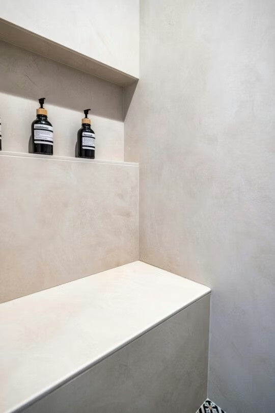 Nacre ceramic countertop - warm cream Dekton surface with microcement texture - view 3
