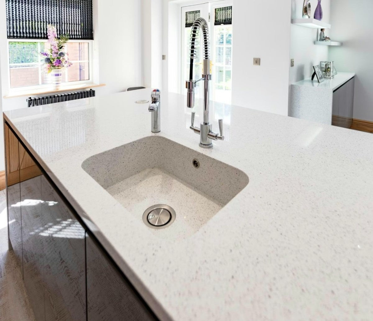 Stellar Blanco13 quartz countertop - bright white Silestone surface - view 3